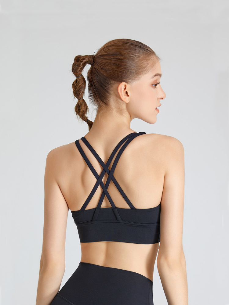140g Weight Sports Solid Color Nylon Spandex Strap Active Tops Halter Crisscross Tank