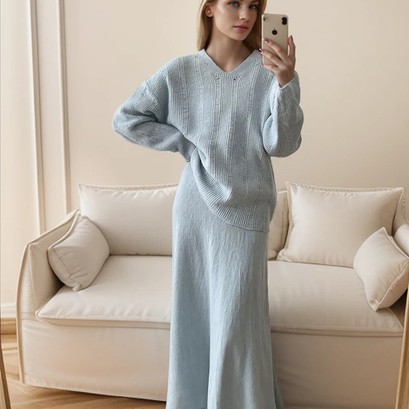 Cross-Border European and American Style Hot-Selling Loose Knit Set for Women 2026 Autumn and Winter New Round Neck Sweater + Fishtail Skirt Real Shot Cross-Border European and American Style Hot-Selling Loose Knit Set for Women 2026 Autumn and Winter New Round Neck Sweater + Fishtail Skirt Real Shot