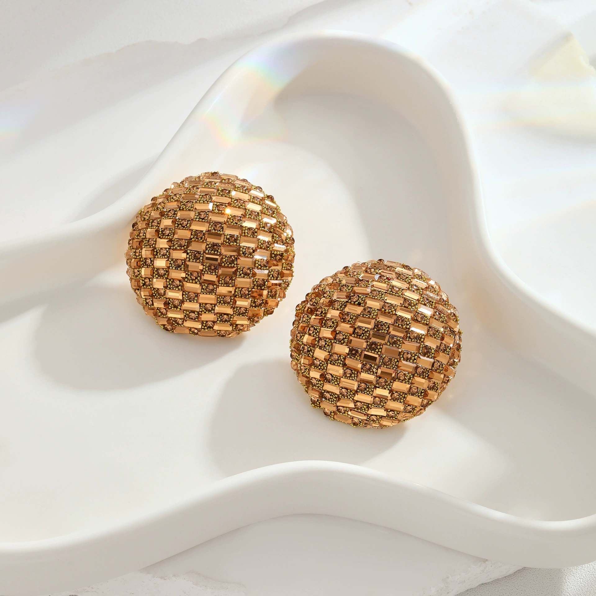 Европейские и американские трансграничные новые нишевые шарики цветное стекло полные бриллианты легкие роскошные серьги модные серьги высокого уровня чувство серьги женские