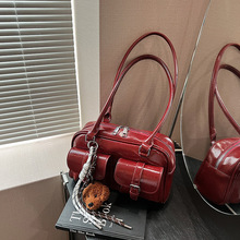 �������а���Ů��2024�¿��＾�ٴ�͹�����С�����n��W�t�μ��