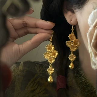 金色花朵造型流苏水滴耳环女士长款气质高级感精致垂坠式复古耳饰