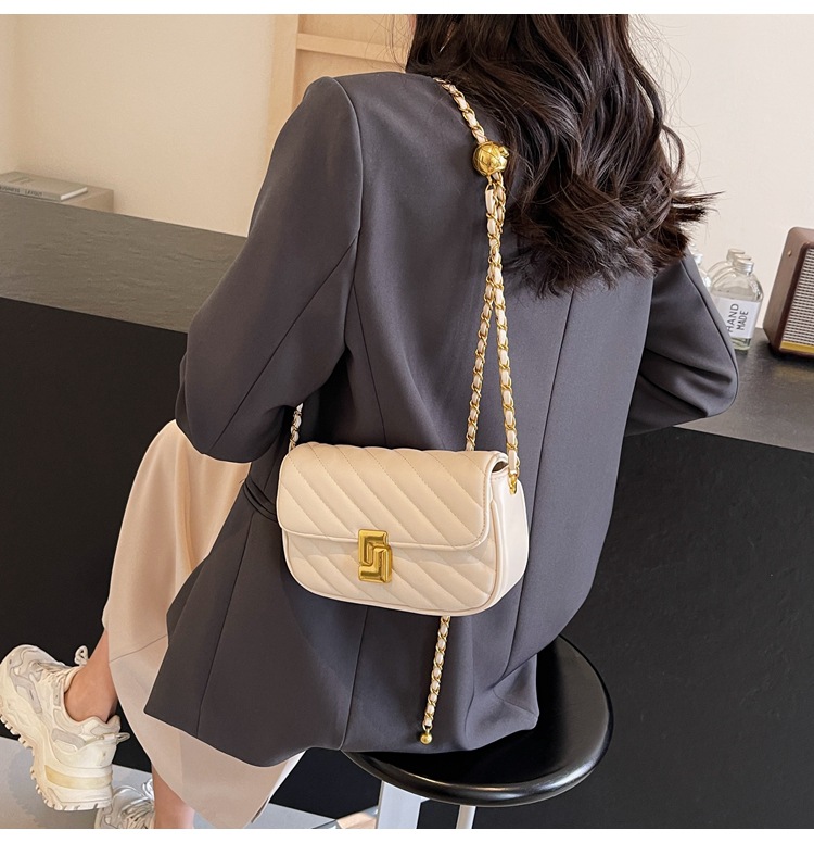 Borsa a tracolla donna elegante con catena strass di lusso_voghion.com