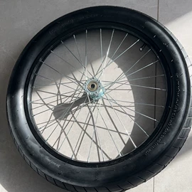 儿童电动车;儿童三轮车;扭扭车