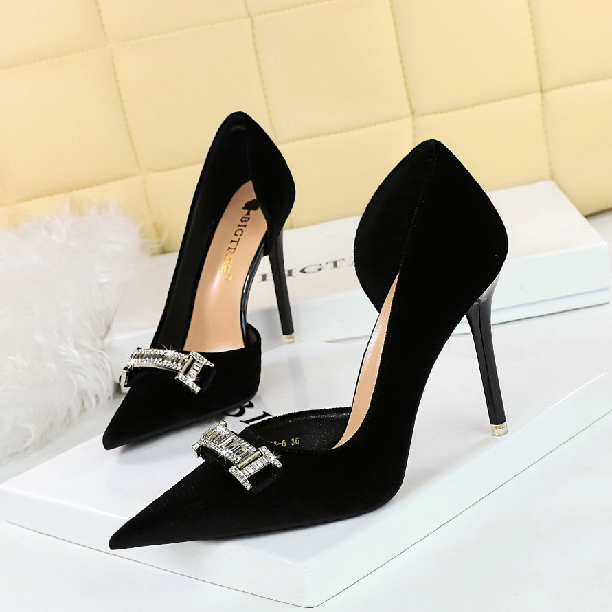 Elegant Suede Stiletto Pumps Pointed Toe Side Hollow High Heels_voghion.com