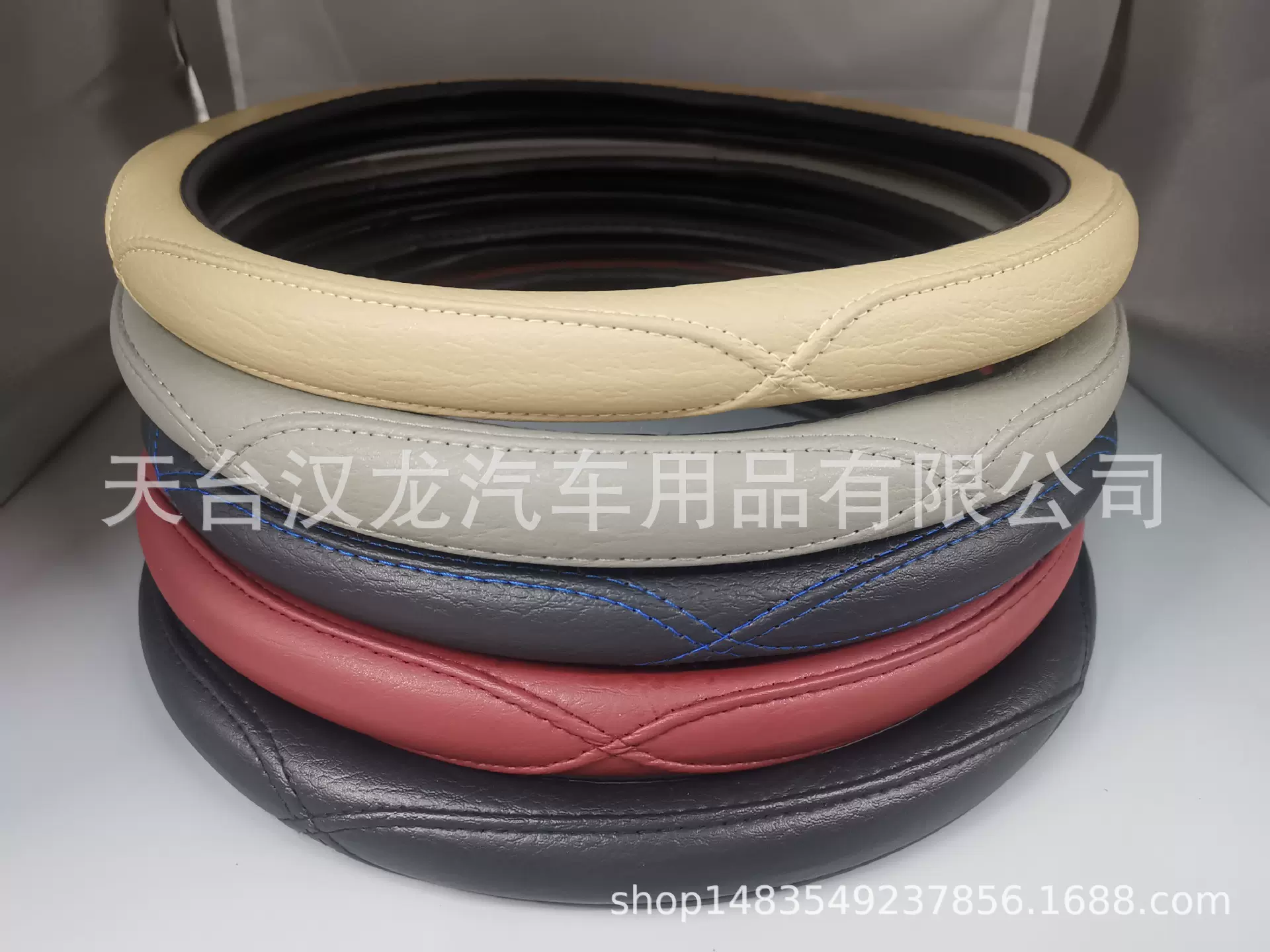 工厂批发汽车方向盘套 皮革方向盘套直径38cm外贸出口汽车把套