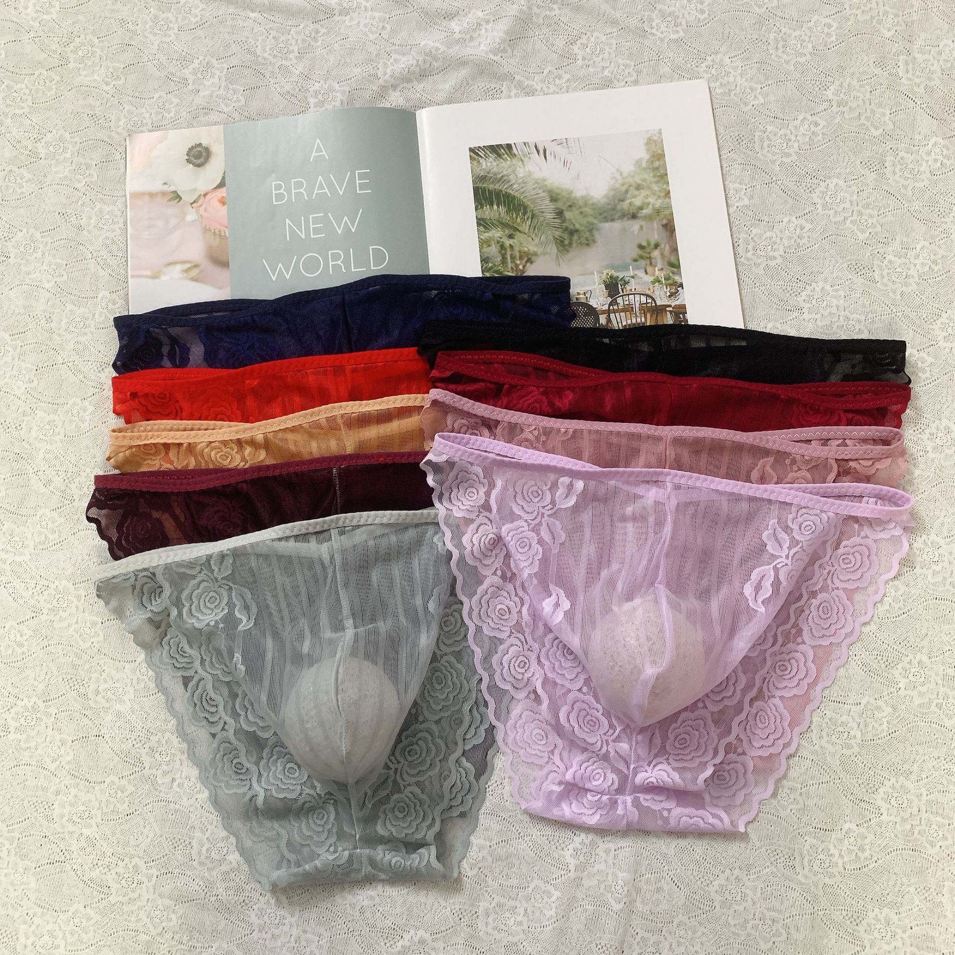 Popular Style Refreshing and Comfortable Lace Sexy Trim Pouch Men's Briefs Breathable U-Convex Large Size Seamless Extra Spicy Underwear