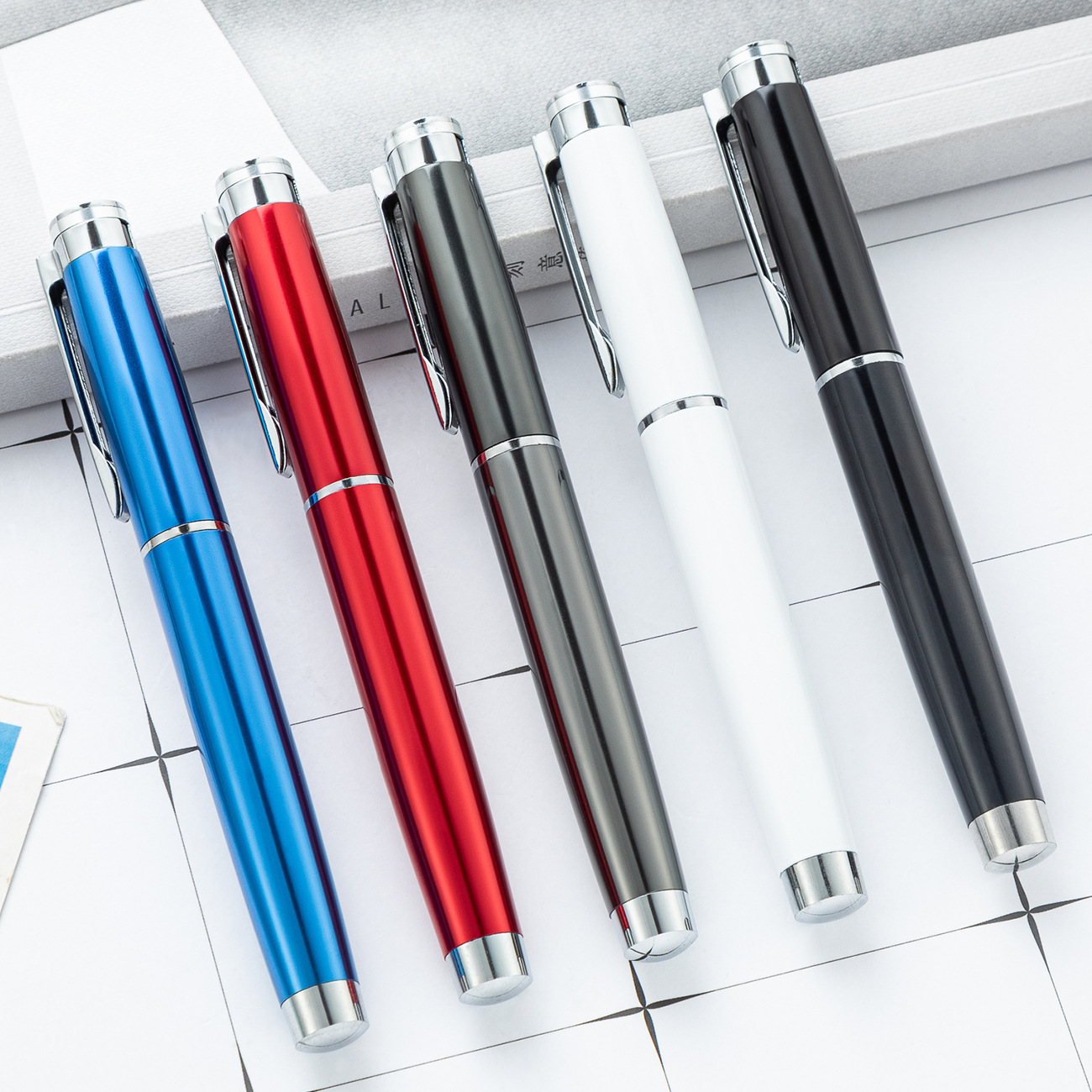Oficina de negocios lápiz de firma de metal regalos lápiz de bola de metal imprimible logotipo fabricante al por mayor lápiz negro neutro