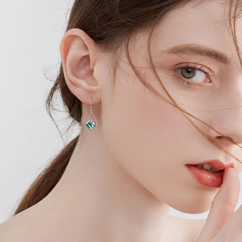 3-Abalone Mountain Hooks-02