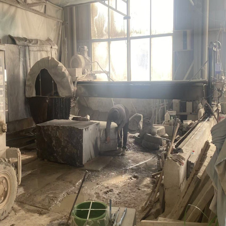 供应山东石材加工机械 大型龙门切割机荒石荒料大切机