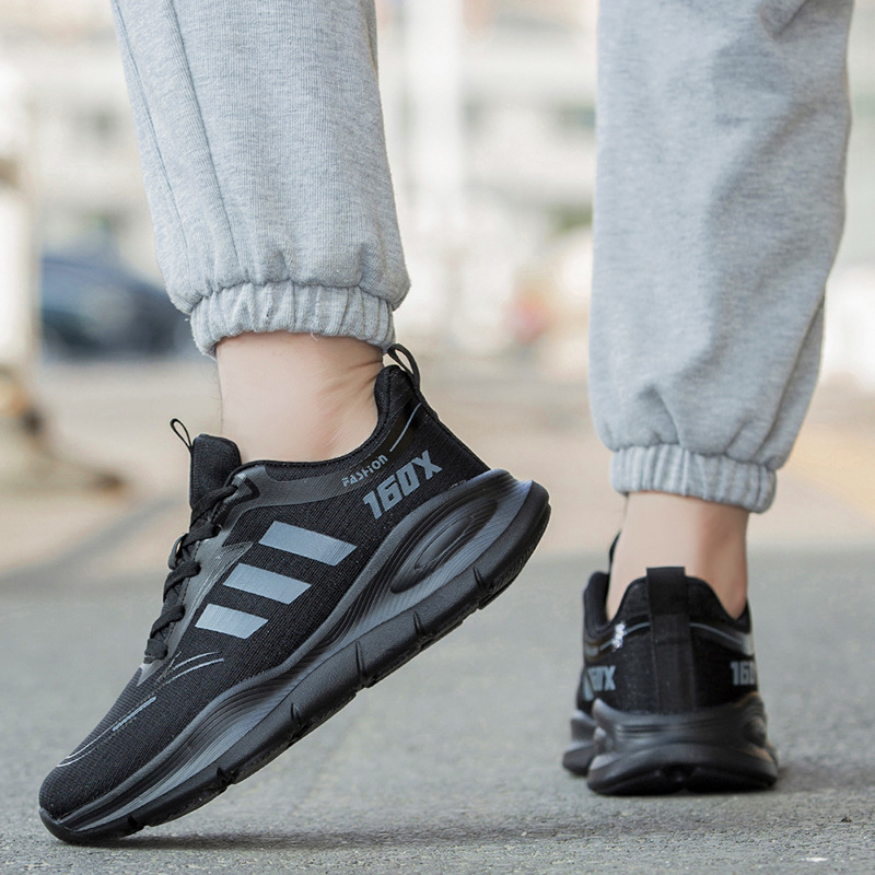 Calzado deportivo para hombre de marca de gama alta de gran tamaño, transpirable y sin olor, malla de pie de alto rebote, suela blanda, amortiguación, zapatos para correr ultraligeros para hombres y mujeres