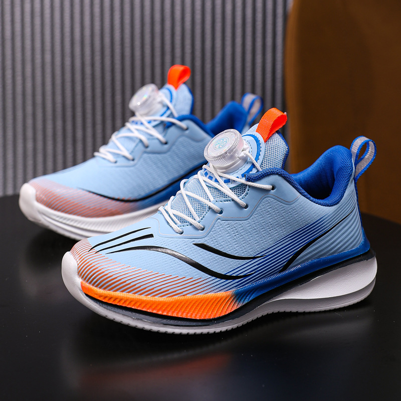 Zapatos para niños otoño-invierno zapatos para correr 2025 nuevos zapatos infantiles de cuero impermeable zapatos deportivos profesionales ligeros para niños