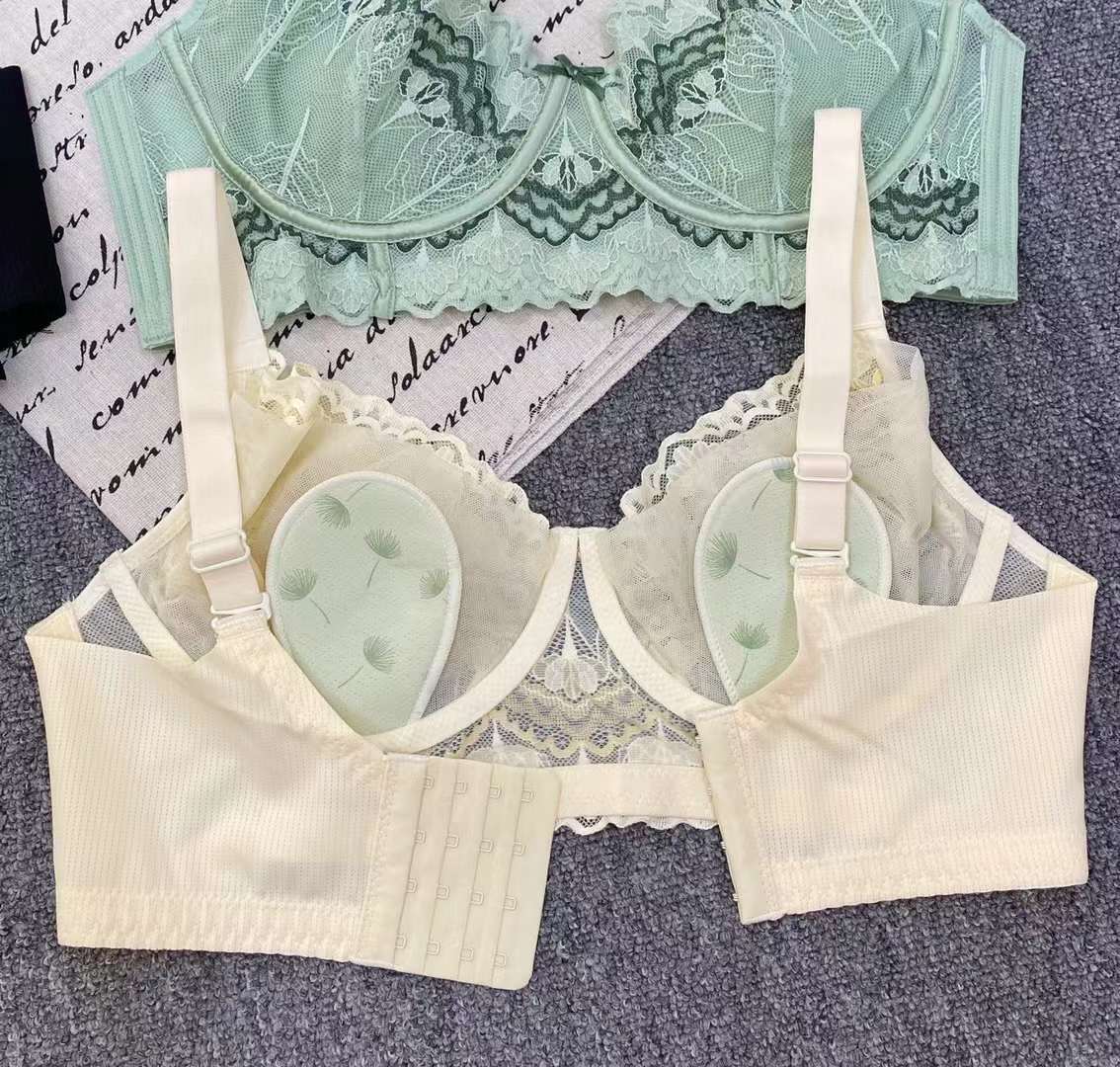 Nueva alta calidad de la Copa de algodón fino transpirable ropa interior de las mujeres de Poli ajustable Orejas de conejo ultra-Delgado sujetador al por mayor