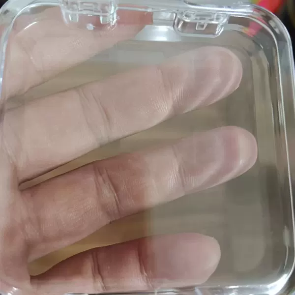 (Single Shot Will Not Be Sent) High-End Transparent Wearable Nail Storage Box