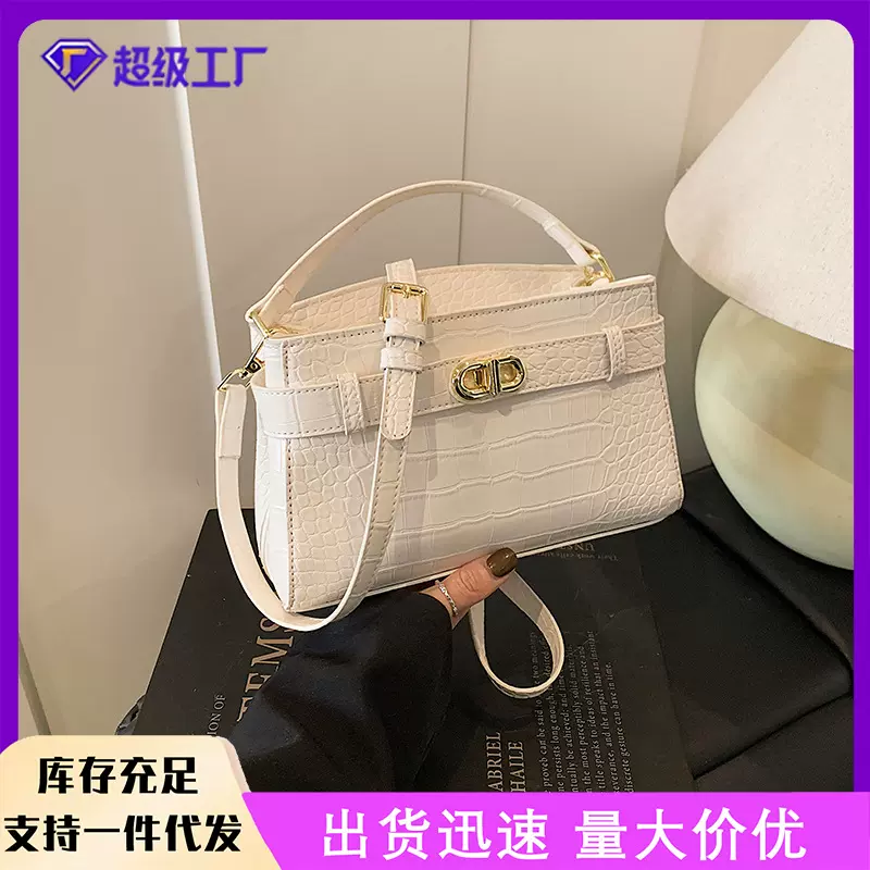 时尚质感潮流2025春季新款小方包小众设计休闲洋气女士单肩斜挎包