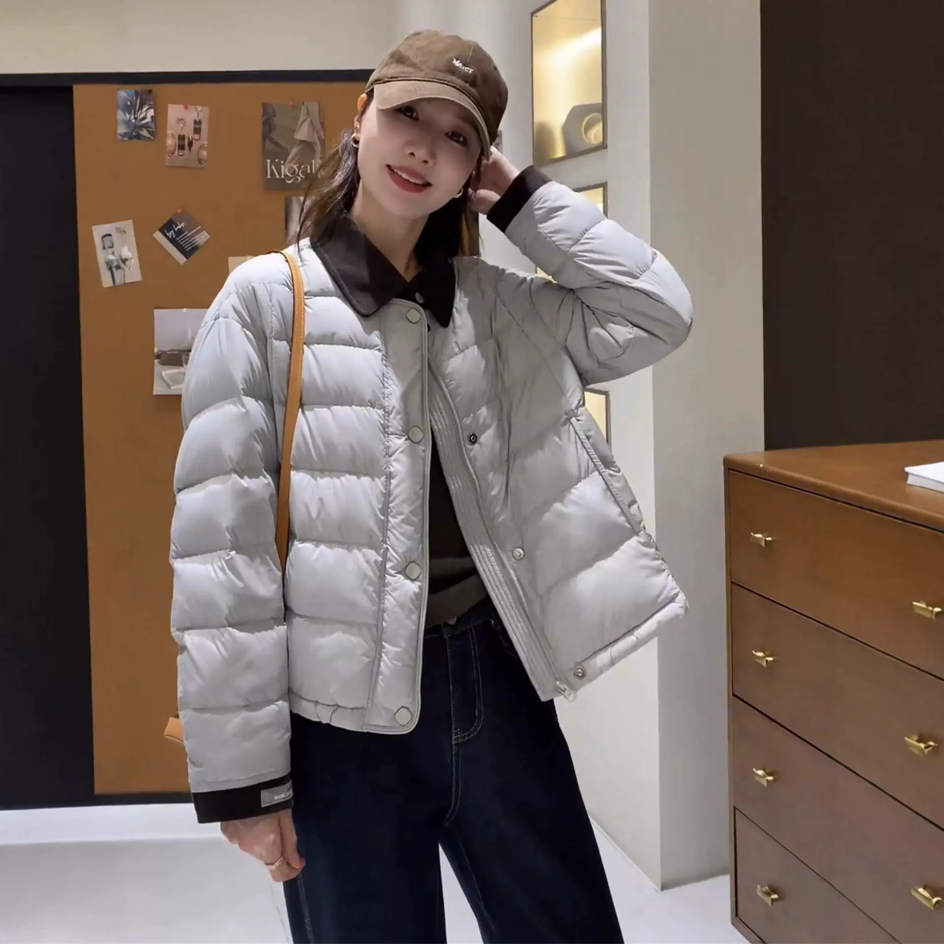 白鸭绒轻薄羽绒服女短款冬季2025新款高级感洋气宽松小个子外套