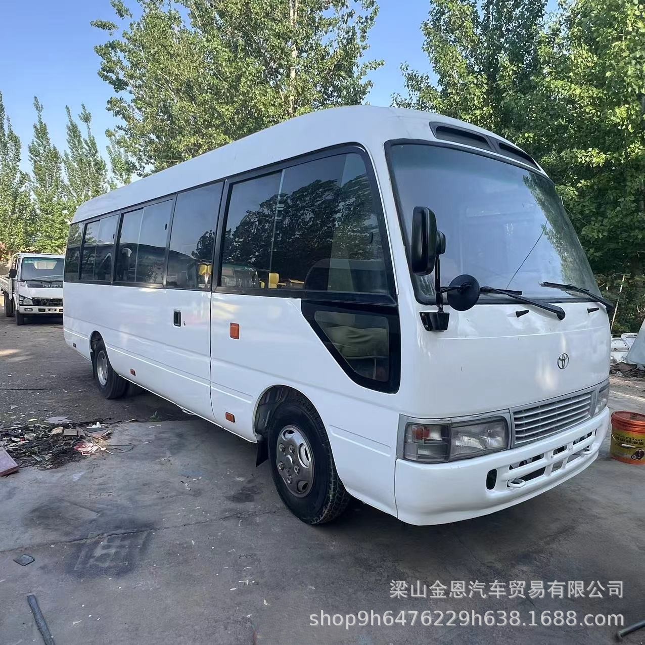 出口版 6米小型考斯特商务客车 自动门精品17座19座中巴通勤客车