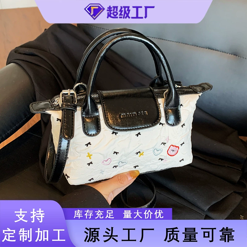 Повседневная сумка для поездок на работу с большим объемом, красивый принт с бантом, новая мода 2025, портативная сумка через плечо или подмышками, сумка-тоут.