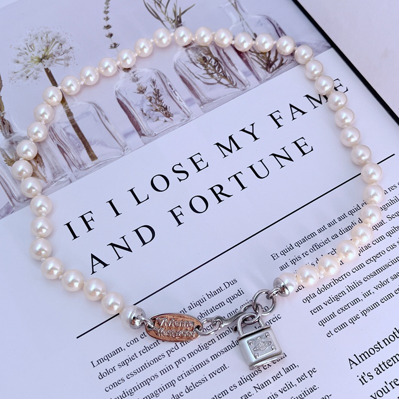 Fashionable small design lock from pearl