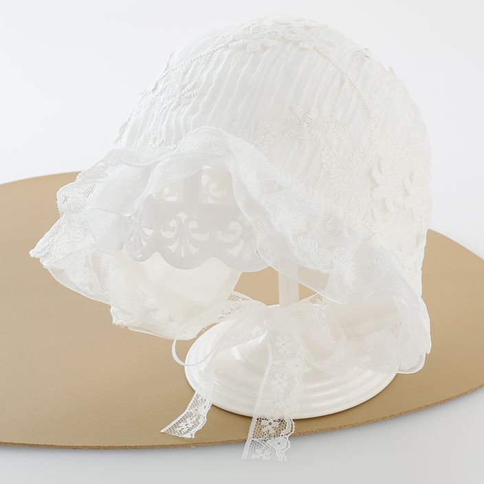 White, flowered, with embroidery, princess style