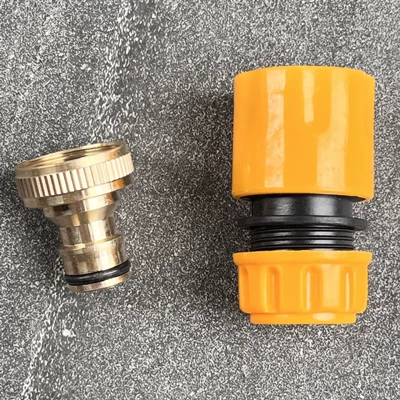 High-Pressure Car Washer Water Inlet: High pressure car wash water gun - plastic-quick-connect-brass-nozzle-for-car-wash-machines
