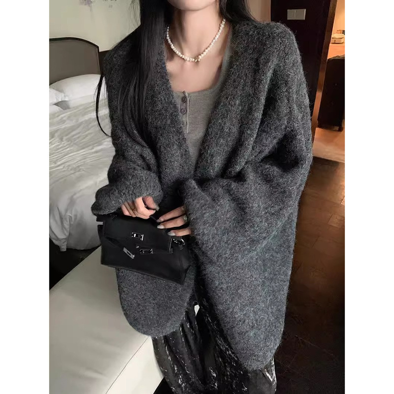 Large Version of Autumn and Winter Korean Style High-End Green White Lantern Sleeve Knitted Cardigan Lazy Style Slim Sweater Jacket for Women