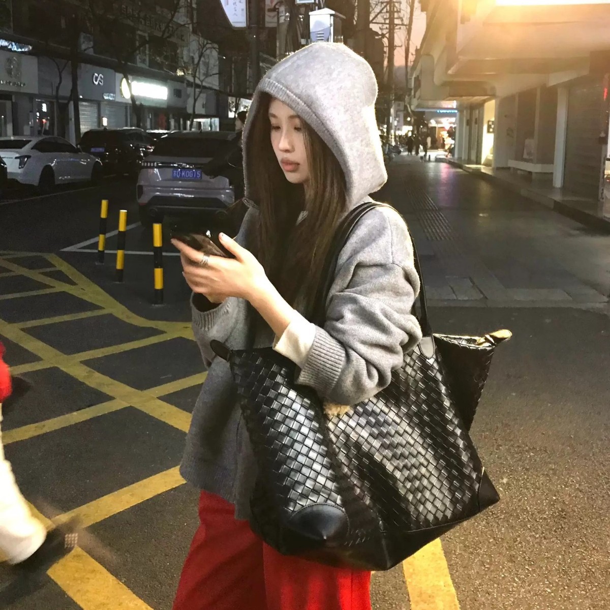 2026新款高级感手提单肩编织包大容量通勤旅行包轻便旅游包健身包