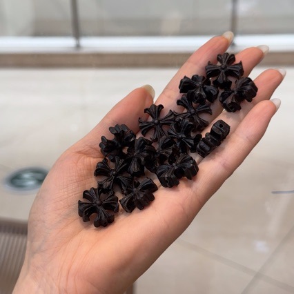 Ebony Cross Heart Semi-Finished Accessories for Handmade DIY Crafts, Small Pendant, Bracelet Spacer Beads, and Accessories