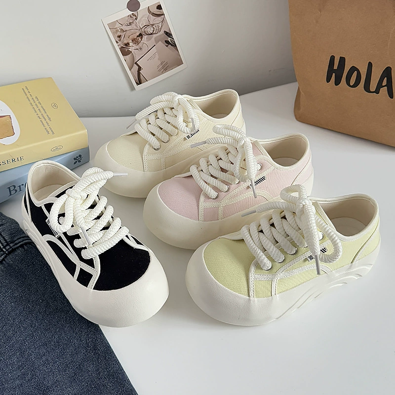 П universal footwear flat?