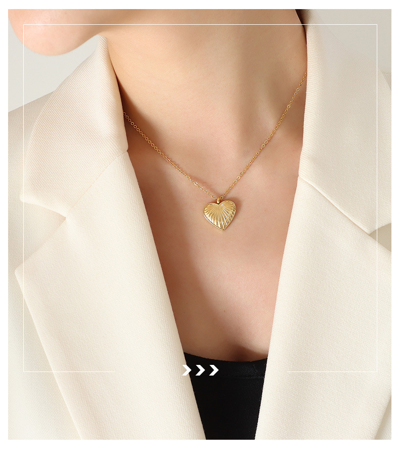 Fashion Heart Shape Titanium Steel Necklace Plating Stainless Steel Necklaces