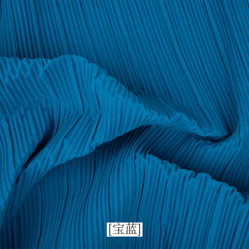 13# sapphire blue is 50cm long, straighten and measure