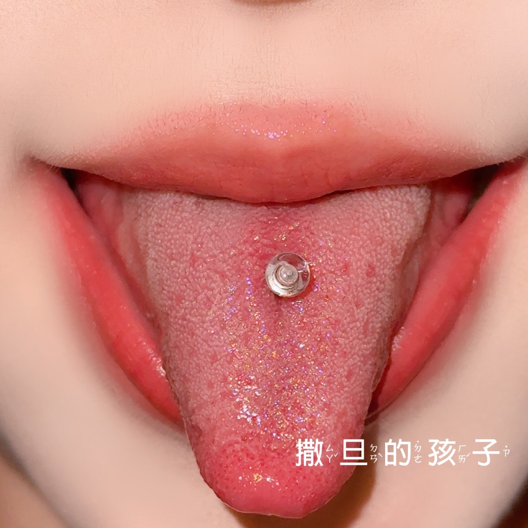 Pointed titanium steel lip stud product view