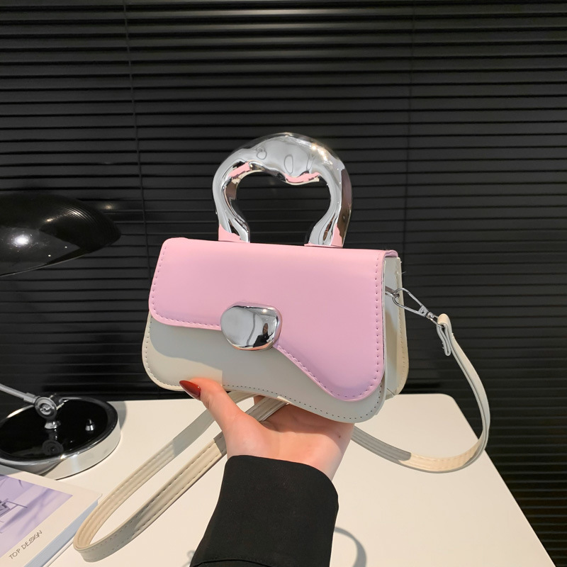 Color de empalme de caramelo 2024 verano nuevo estilo de moda simple ocio estilo extranjero bolso de hombro inclinado bolso de mujer