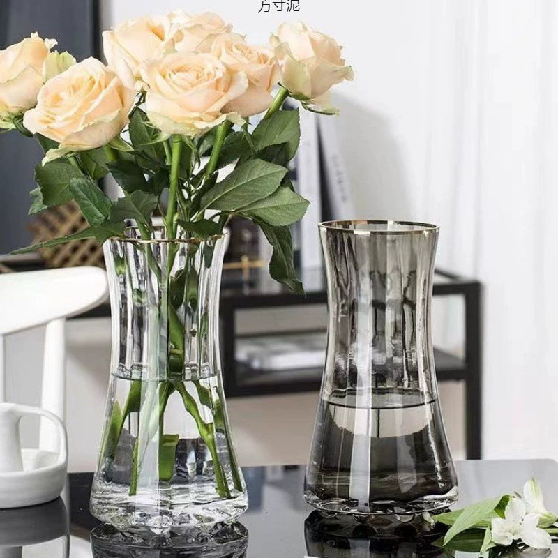 Простая легкая роскошь и утолщение ветровой прозрачной стеклянной вазы