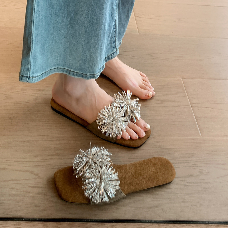 Retro Holiday Style Rhinestone Fireworks Slip-On Sandals for Women, New Summer Outdoor Wear, Square Toe Low Heel Slippers, High-End Trendy Style Retro Holiday Style Rhinestone Fireworks Slip-On Sandals for Women, New Summer Outdoor Wear, Square Toe Low Heel Slippers, High-End Trendy Style