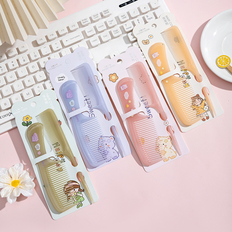 871 Juego de peine pequeño con patrón de dibujos animados Mini peine de peluquería para niños Peine portátil de dientes finos de cola puntiaguda para el cabello suave