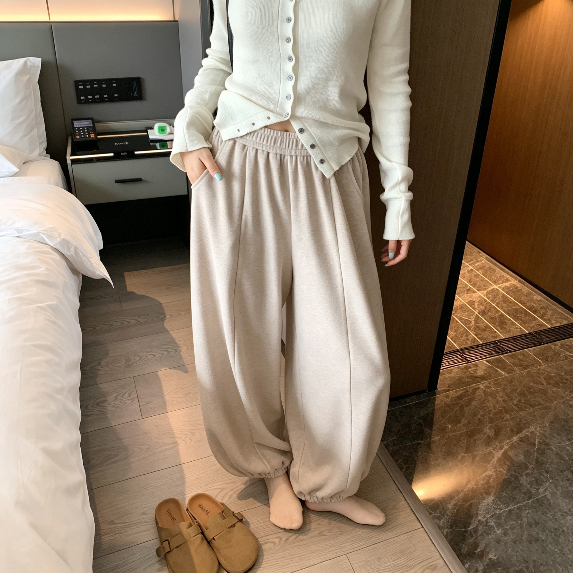 九分气球裤女2026年新款春秋季小个子卡其色纯棉运动休闲阔腿裤子
