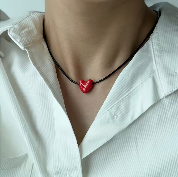 Korean Style Long Black Rope Braided Titanium Steel Heart Pendant Necklace Niche Retro Fashion Simple Elegant Neck Chain for Women