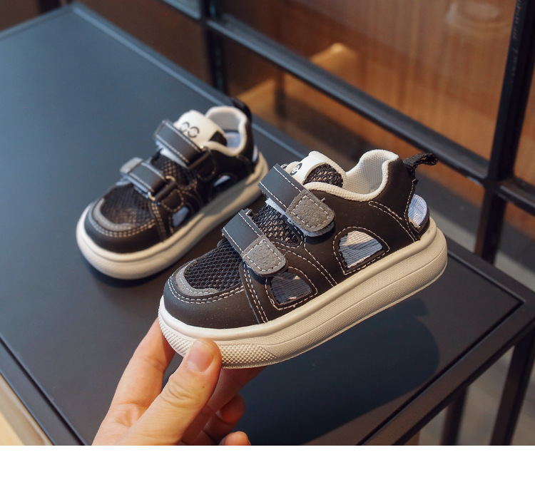 Sandali per bambini a maglia singola nuovo stile estivo 2024, scarpe per bambini ultraleggere, scarpe per ragazze con fondo morbido antiscivolo Baotou per ragazzi, scarpe con telaio_voghion.com