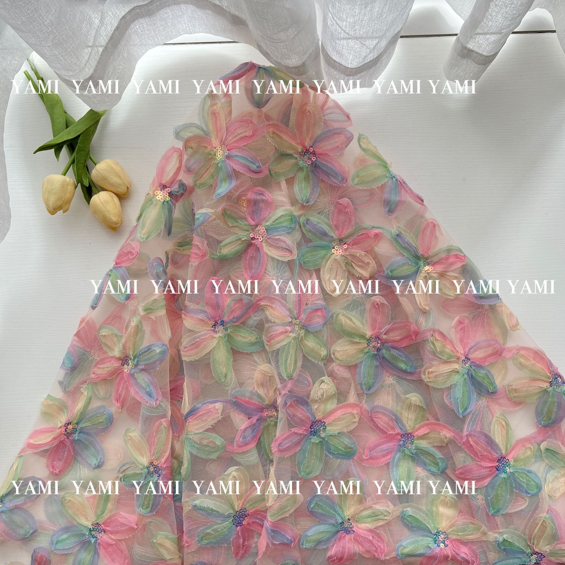 Fábrica al por mayor pieza de bordado de flores francés colorido crochet tul bordado tela ropa material hilo vestido de novia de los niños