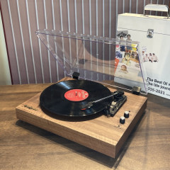 ビニールレコードプレーヤー、蓄音機、デュアルスピーカー内蔵、デスクトップアクリルダストカバー、Bluetooth接続
