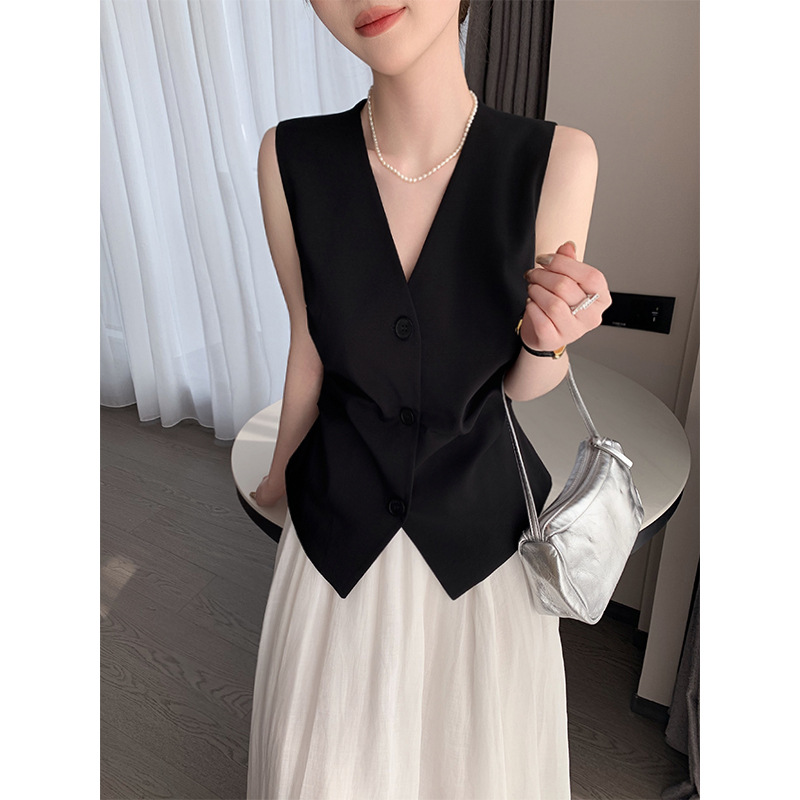 Cross-Border Black V-Neck Sleeveless Vest for Women, New Spring and Summer Style, Waist-Cinching, Slimming, Elegant Outerwear and Innerwear Top
