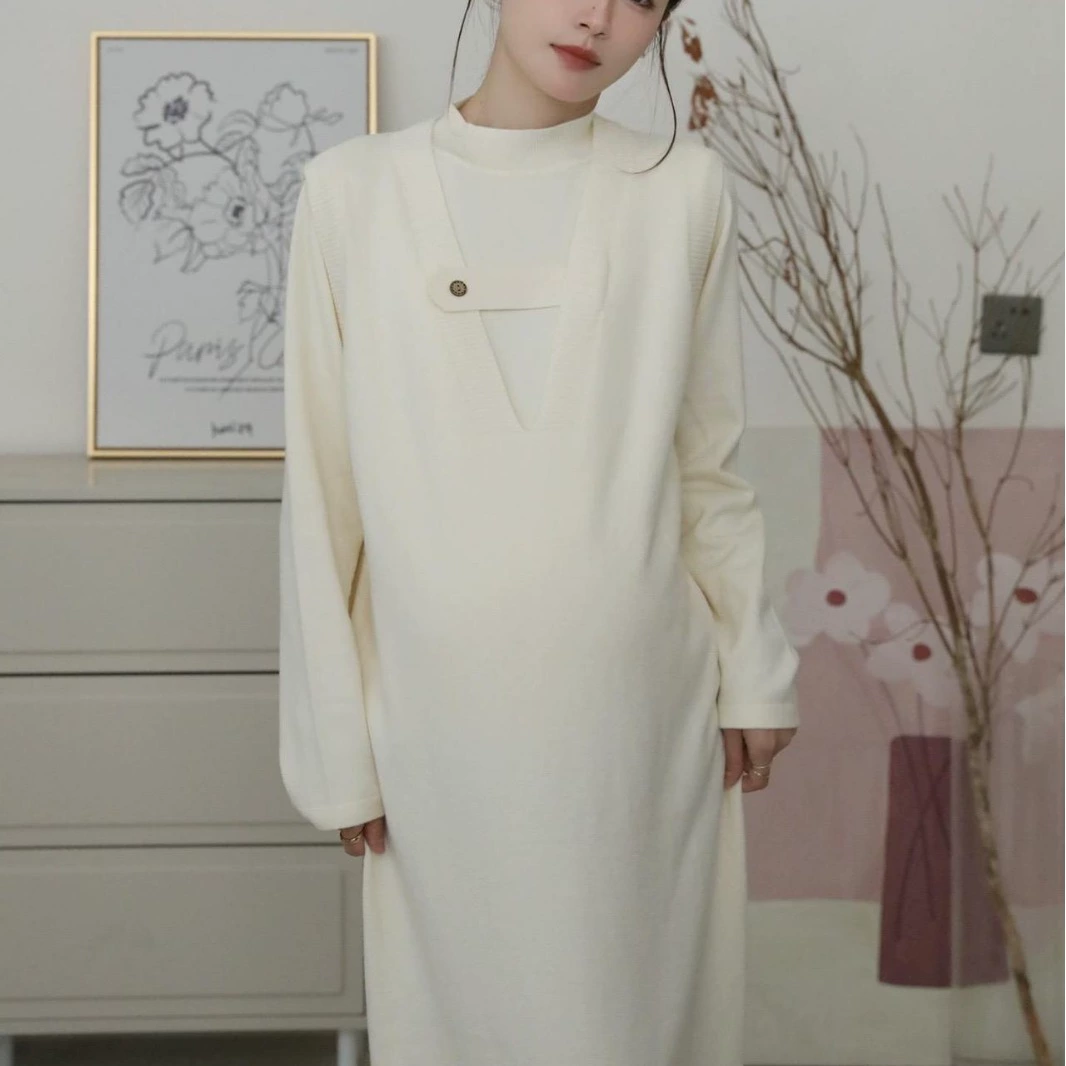 Demi-season set for pregnant, fashionable design vest, body-friendly sweater, trend of season, bright catchy style, fitted