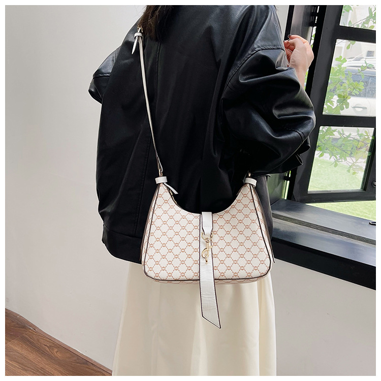 High-end Women's Armpit Bag Retro Shoulder & Crossbody Bag_voghion.com
