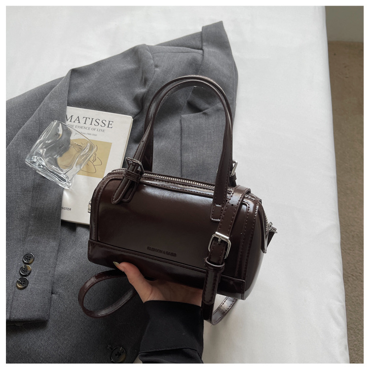 Minimalist Women's Handbag, Versatile Single Shoulder Boston Bag_voghion.com