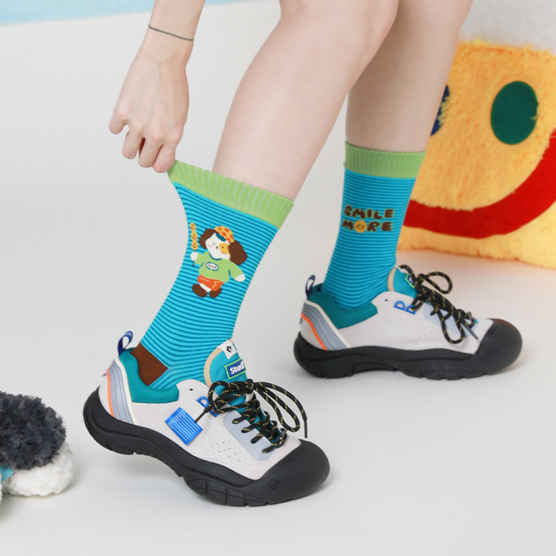 Autumn and Winter New Style Puppy Diary Cartoon Illustration Socks for Women, Fashionable Retro Plaid Star Mid-Calf Socks Cotton Autumn and Winter New Style Puppy Diary Cartoon Illustration Socks for Women, Fashionable Retro Plaid Star Mid-Calf Socks Cotton