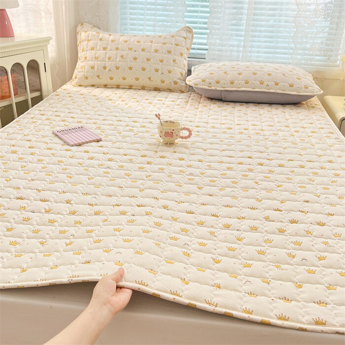 New Type a Kapok Cloud-Like Double-Layer Gauze Quilted Mattress Pad Mattress Protector Student Dormitory Three-Piece Set