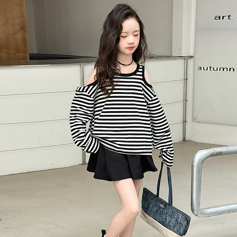 Single piece off-shoulder top