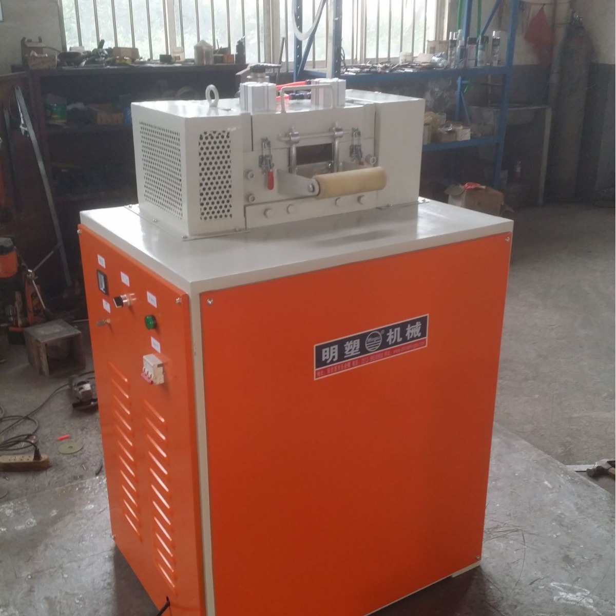 厂家直供 QLJ-3型  低噪音 台湾技术  冷拉条 龙门式 切粒机