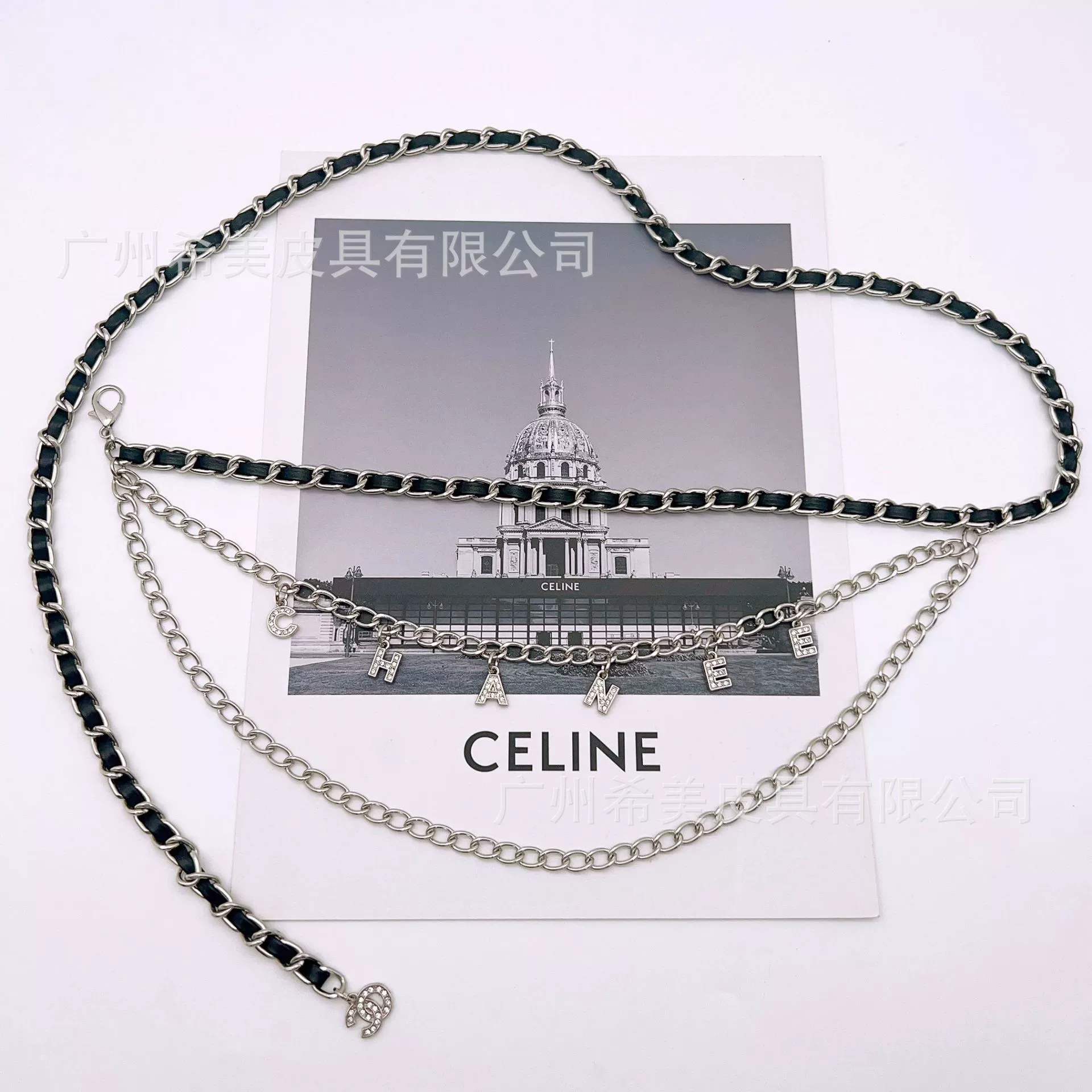 Pendant with letters, chain, belt, suitable with a skirt, decorations, trousers, Chanel style, high-quality style, light luxury style