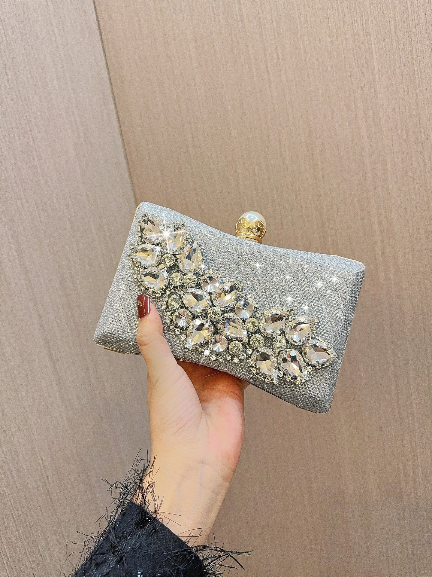 New Cross-border Foreign Trade Glass Rhinestone Handbag Wedding Birthday Celebrity Banquet KTV Evening Bag Dinner Bag New Cross-border Foreign Trade Glass Rhinestone Handbag Wedding Birthday Celebrity Banquet KTV Evening Bag Dinner Bag